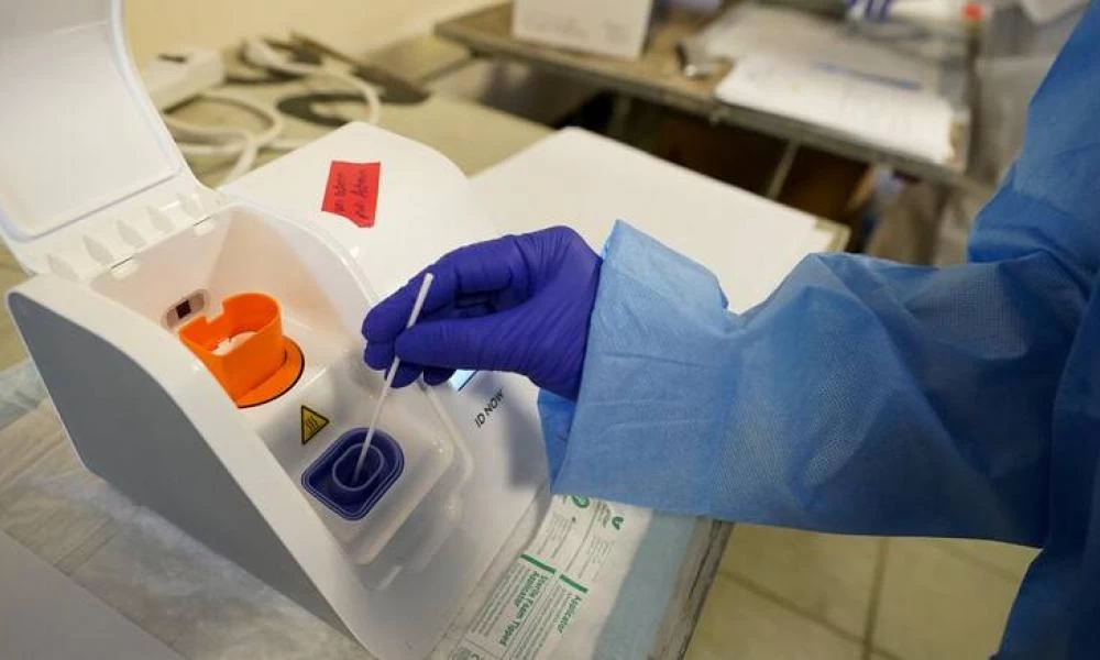 Kορονοϊός ''Δέλτα'': Ποια είναι τα συμπτώματα που αναφέρονται περισσότερο